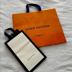 6 bags Authentic shopping LV and GG bags. All good condition. The price 4 all